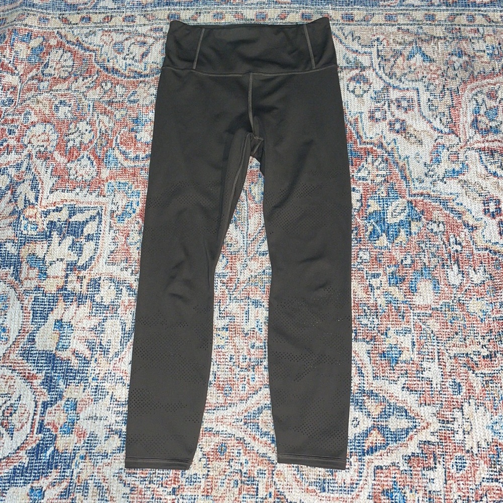 Athleta Persistence Laser Cut 7/8 Tight SZ S EUC - Picture 3 of 7
